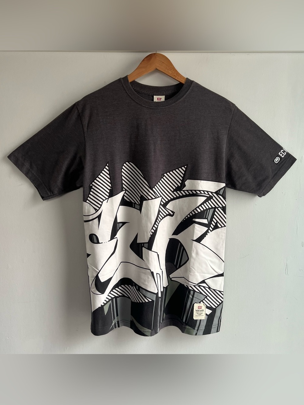 Vintage Ecko Unltd Graffiti Graphic T-Shirt Men’s L Large Gray Y2K Streetwear